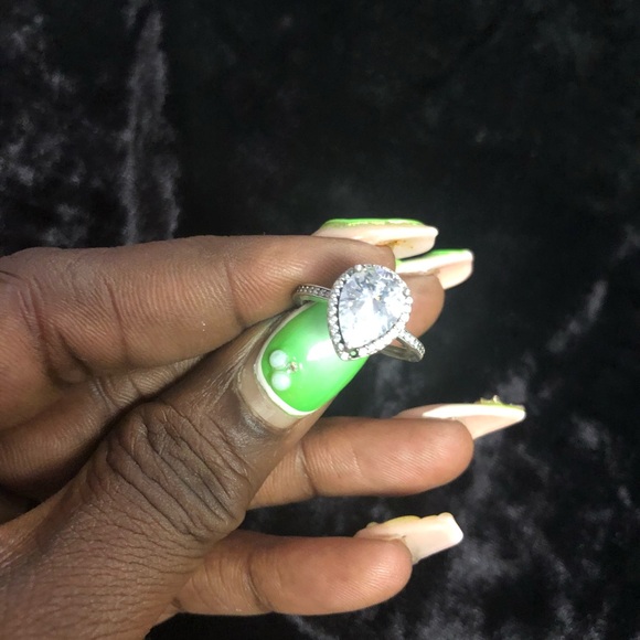 Pandora tear drop shaped ring - Picture 5 of 10